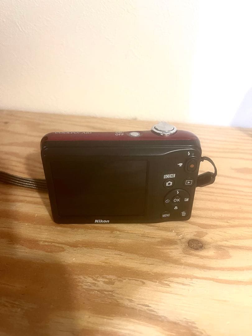Nikon COOLPIX A10 レッド デジカメ 動作確 認済み