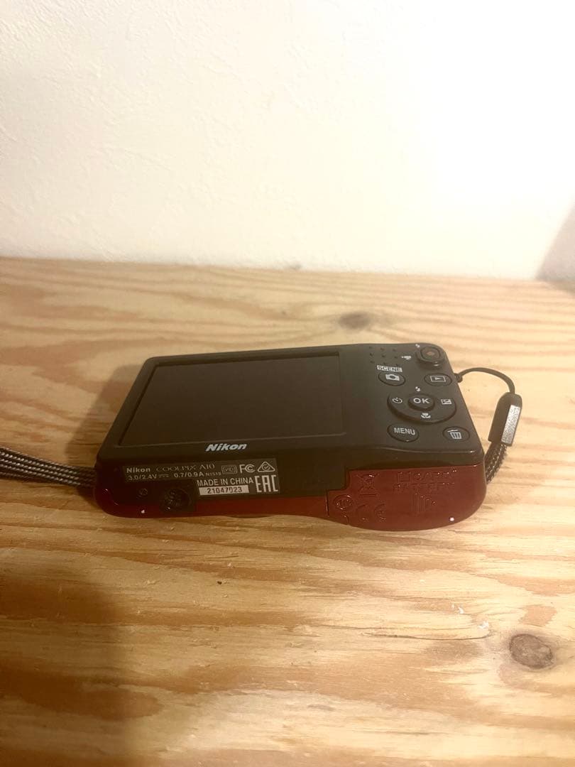 Nikon COOLPIX A10 レッド デジカメ 動作確 認済み