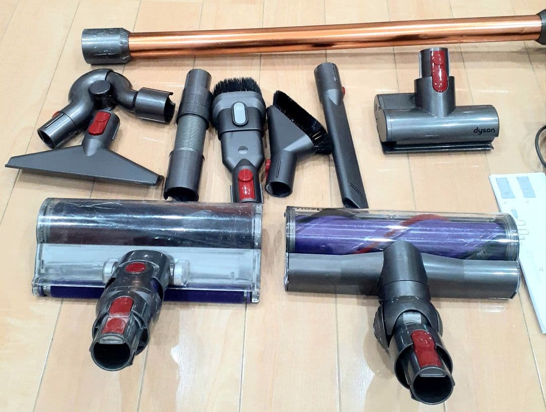 dyson SV12 コードレスクリーナー　ジャンク品