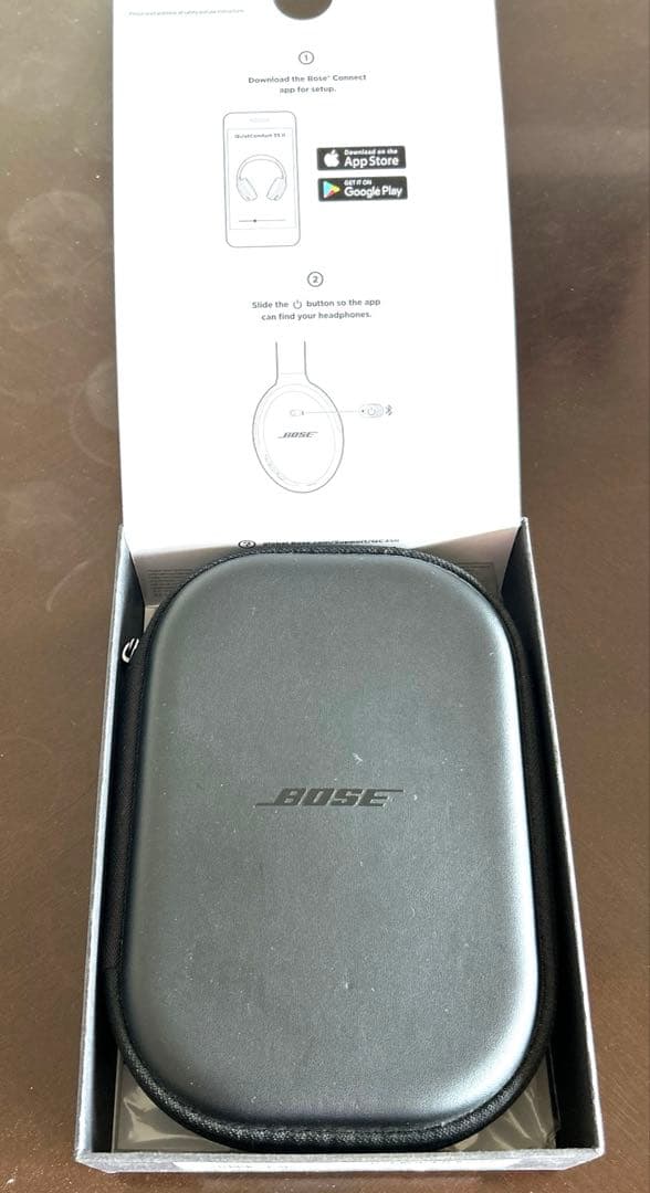 Bose QuietComfort 35 II ワイヤレスヘッドホン　ポーズ