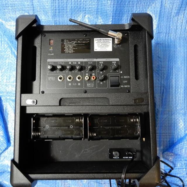 ワイヤレスアンプスピーカー＆マイク 持ち運び用　電池可