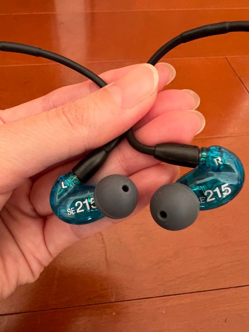 SHURE SE215 イヤフォン