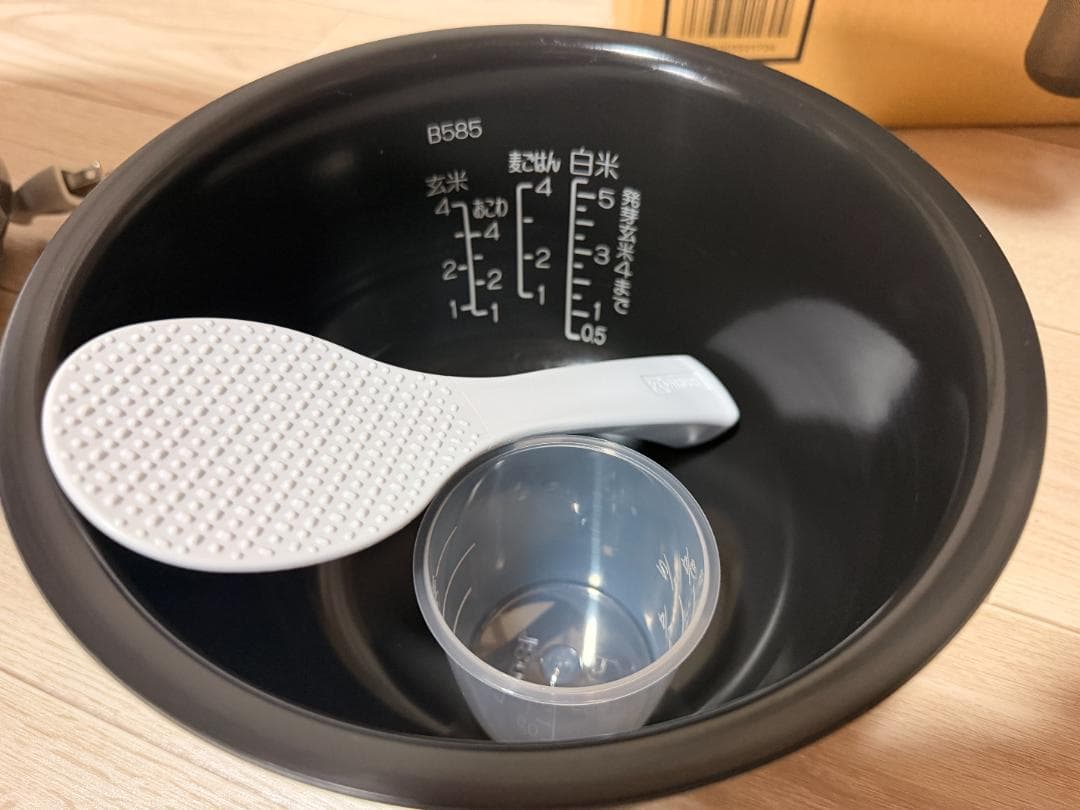 【動作良好】象印 IH炊飯ジャー極め炊き5.5合 NW-VD10 黒