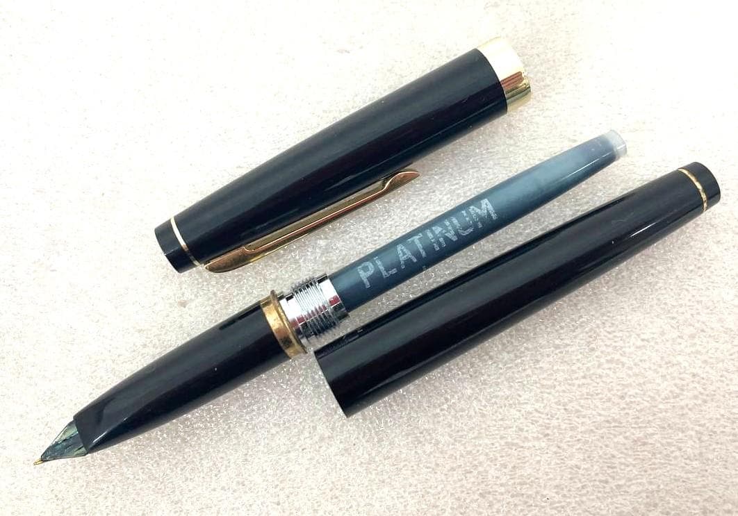 PLATINUM プラチナ 18K 万年筆 細軟