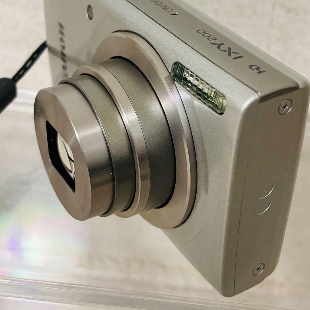 Canon IXY 200 デジカメ シルバー