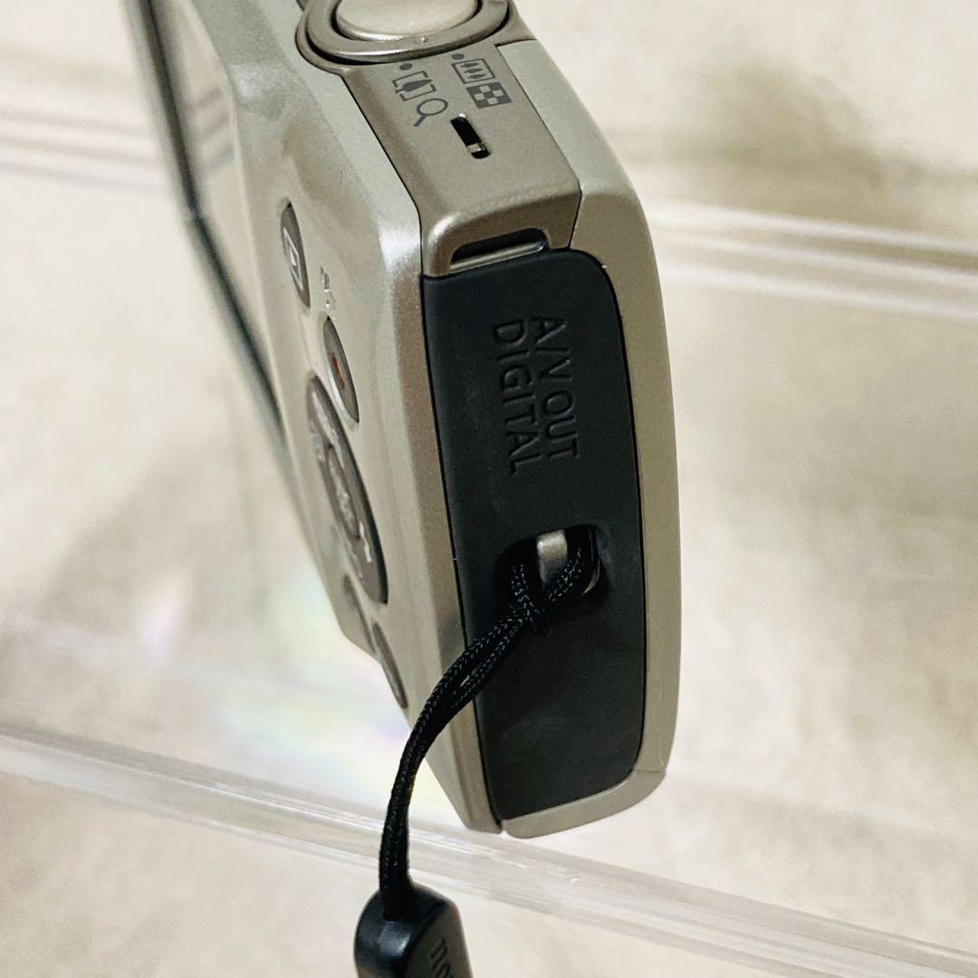 Canon IXY 200 デジカメ シルバー