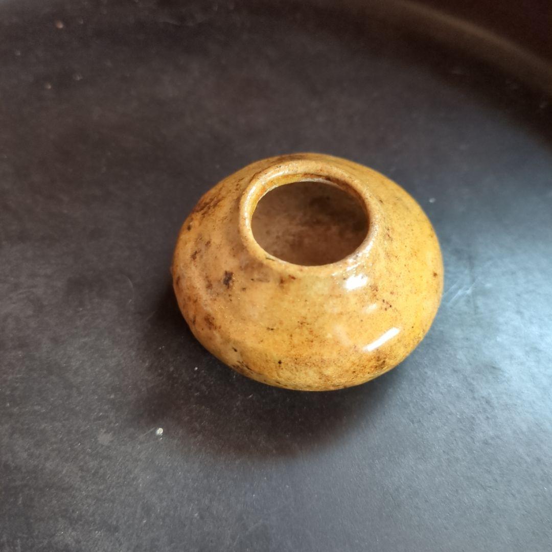陶器製小花瓶 木箱付き　褐釉小壷