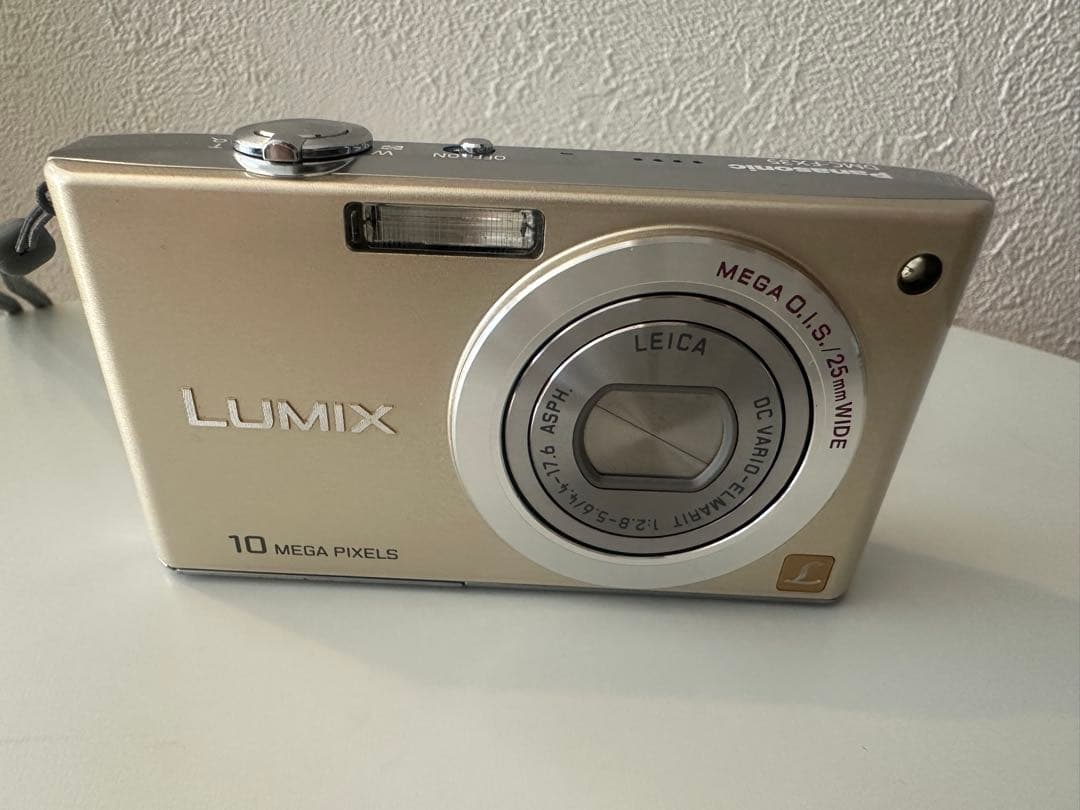 Panasonic LUMIX DMC-FX35 デジカメシャンパンゴールド