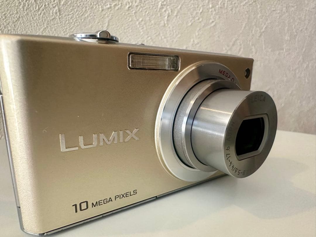 Panasonic LUMIX DMC-FX35 デジカメシャンパンゴールド