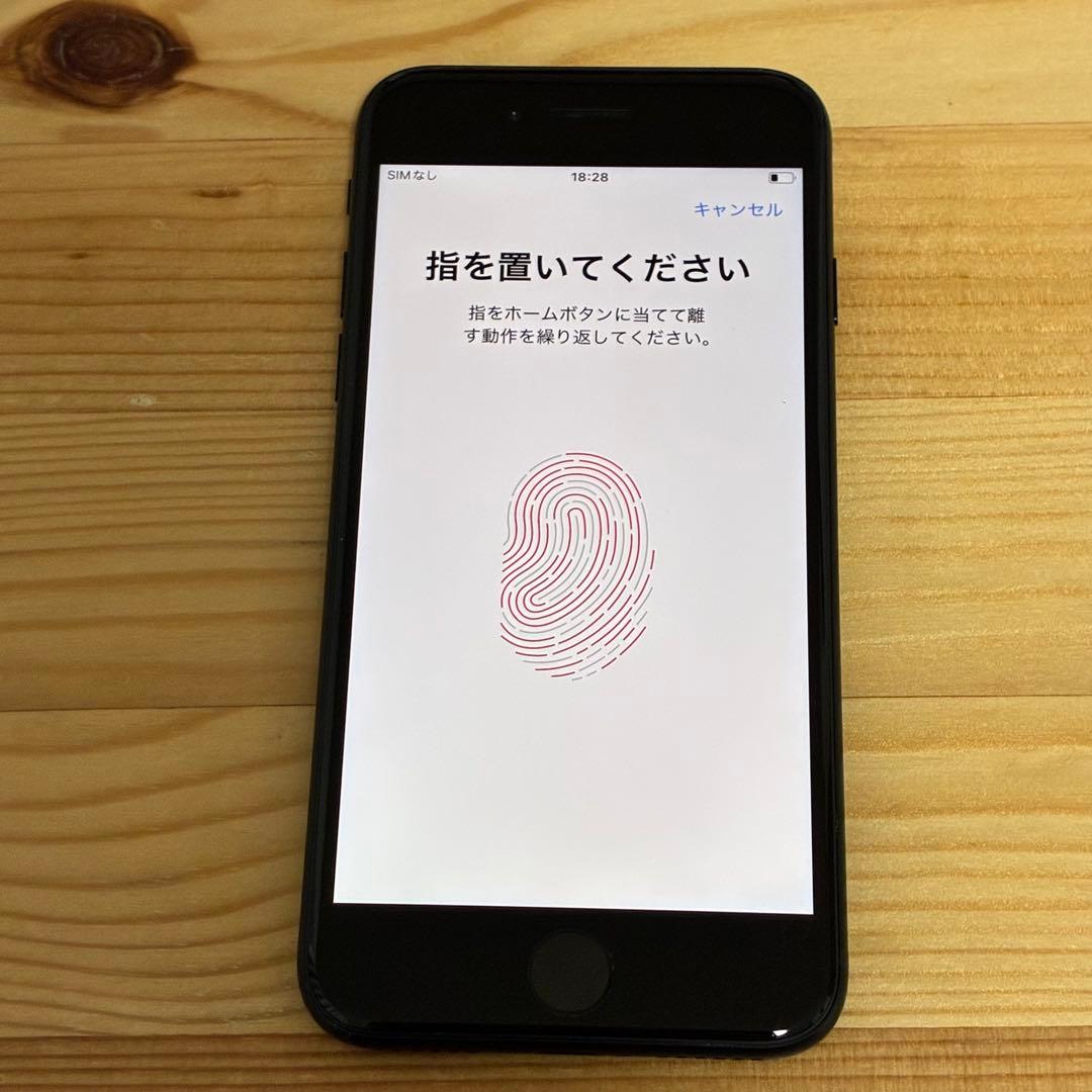 yy17280C バッテリー新品　iPhoneSE第3世代64GB SIMフリー