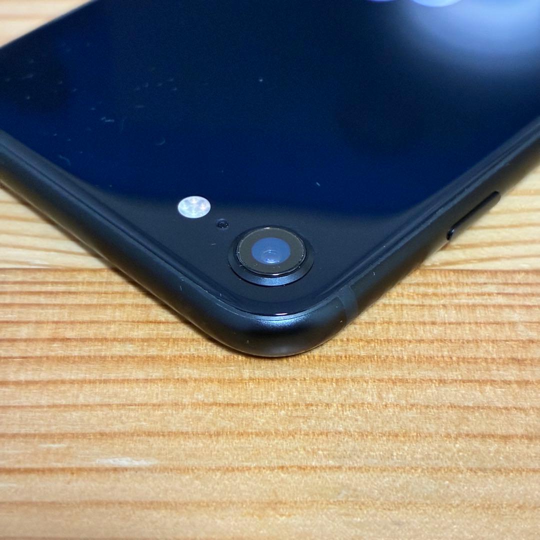 yy17280C バッテリー新品　iPhoneSE第3世代64GB SIMフリー