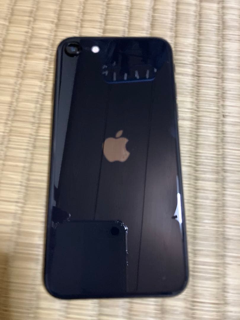 Apple iPhoneSE 64GB (第2世代) Black SIMフリー