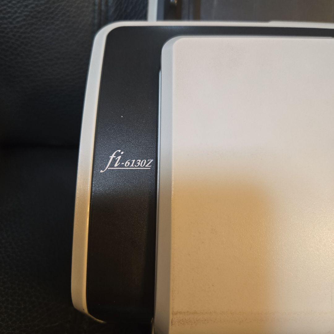 Fujitsu fi-6130Z ドキュメントスキャナー