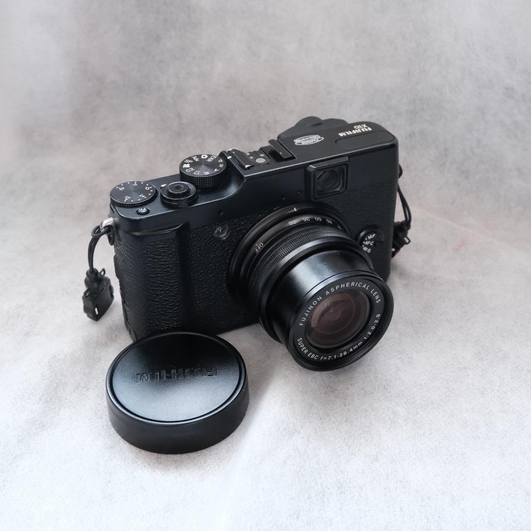 Fujifilm X10 デジタルカメラ