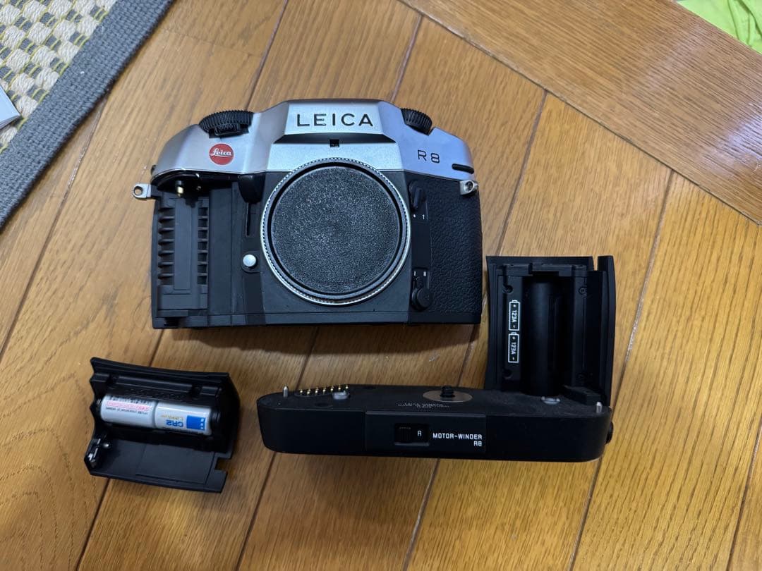 LEICA R8 一眼レフカメラ 本体と付属品