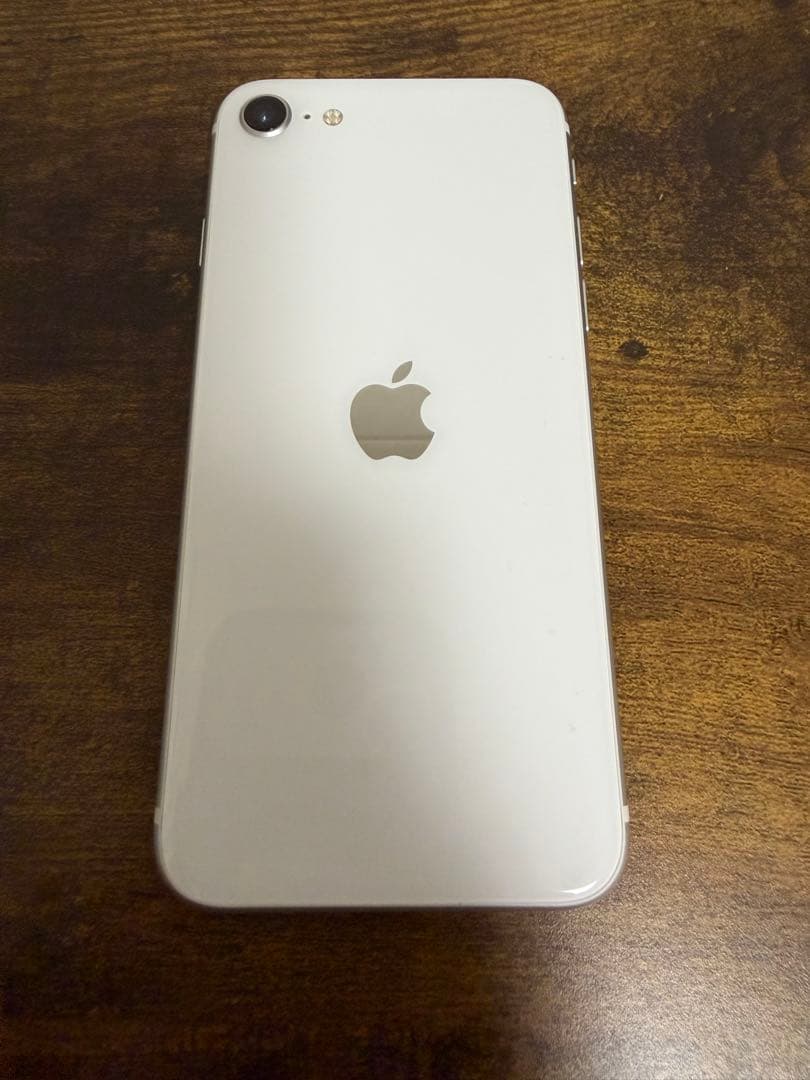 Apple iPhone SE 第2世代　SIMロック解除済み