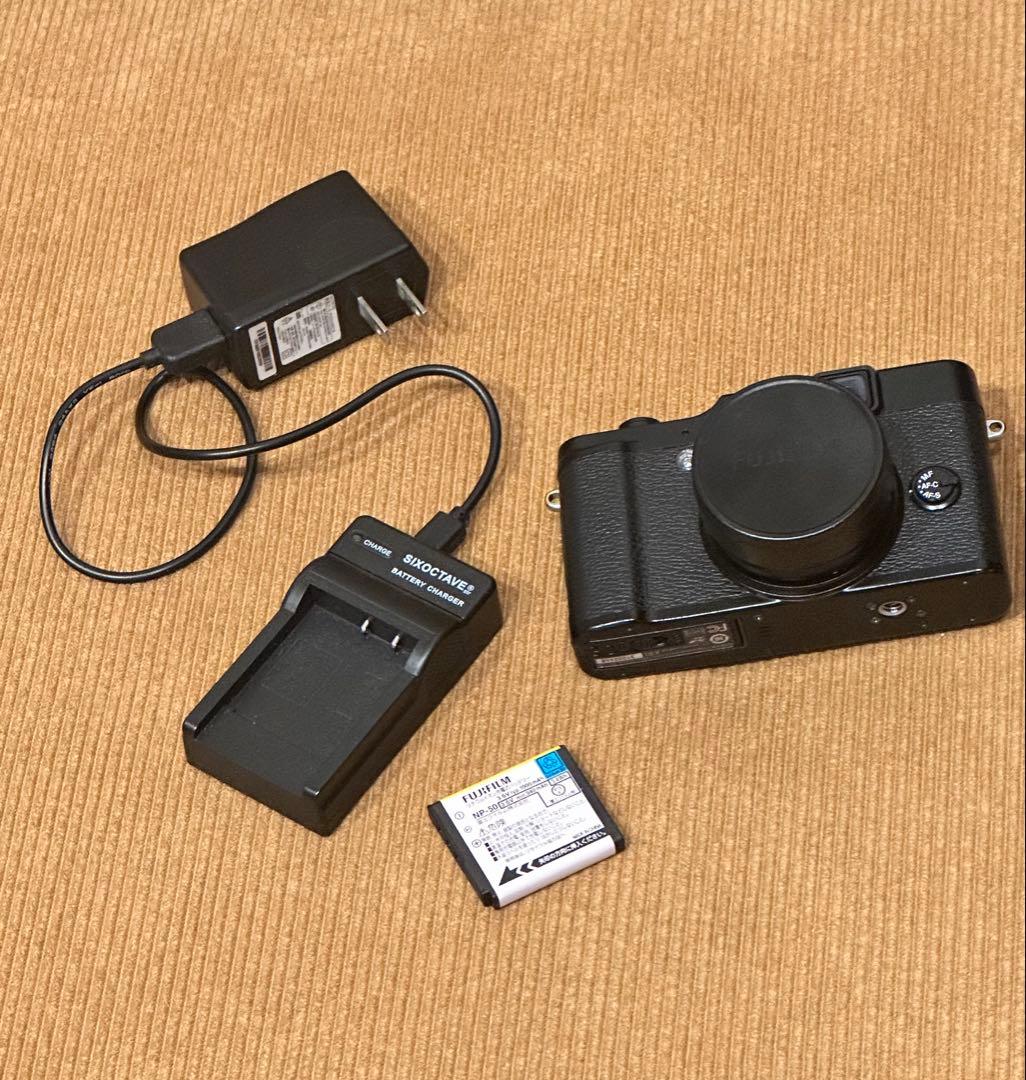 FUJIFILM X10 コンパクトデジタルカメラ ブラック