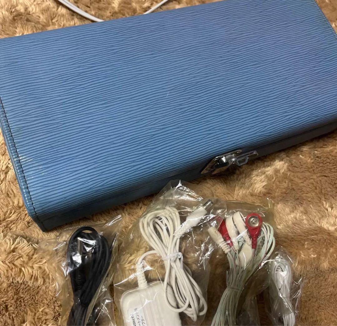 美顔器 ミューフル　美顔機 セルフエステ　イオントリートメント　家庭用美容器