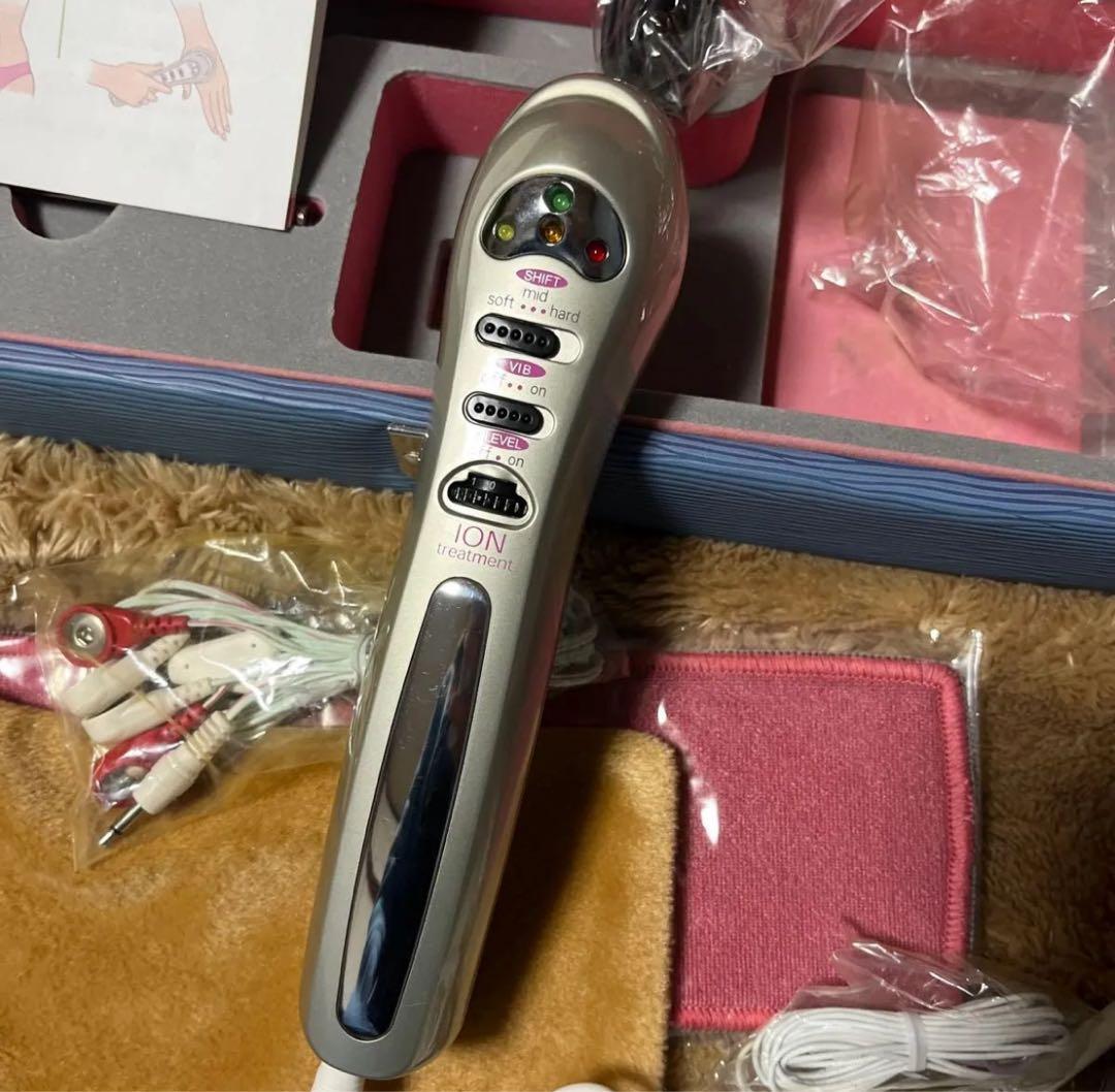 美顔器 ミューフル　美顔機 セルフエステ　イオントリートメント　家庭用美容器
