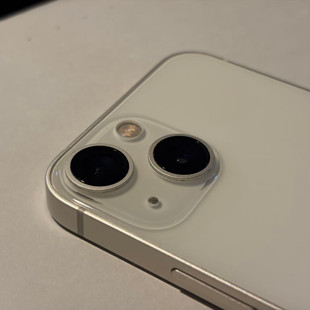 【おまけ付】Apple iPhone 13 ホワイト 本体