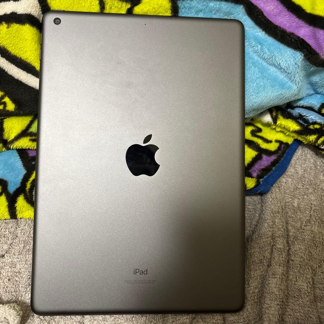 Apple iPad (第9世代) スペースグレー