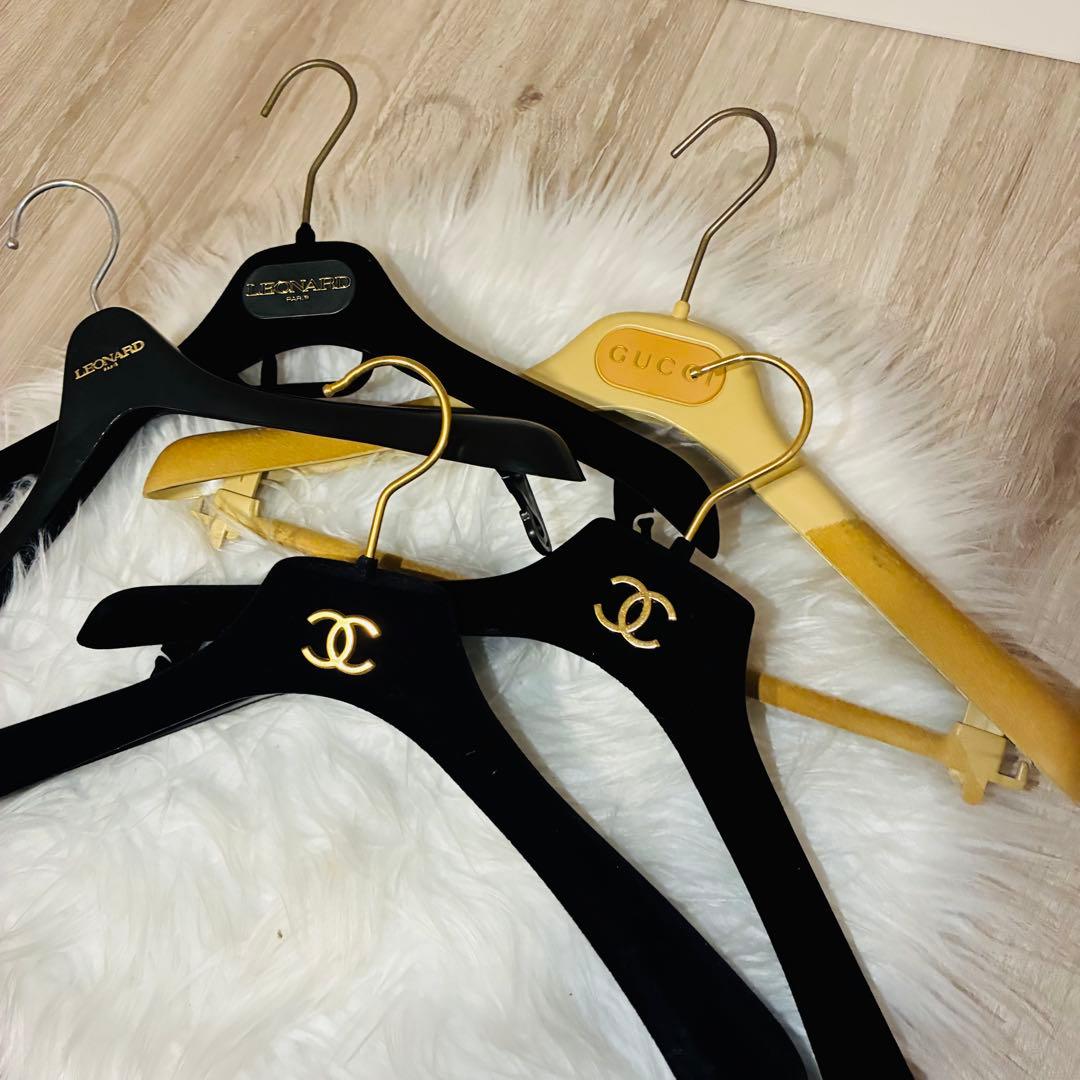 新品未使用　CHANEL ベロア　GUCCI レオナール　高級ハンガーまとめ売り