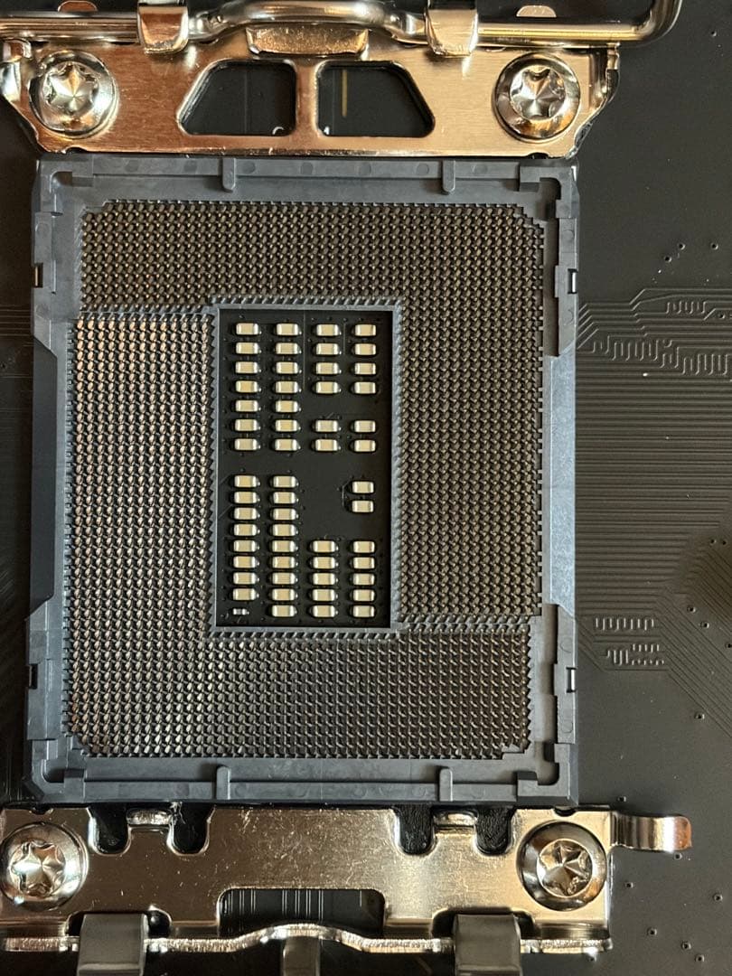 マザーボード MSI B760 GAMING PLUS WIFI