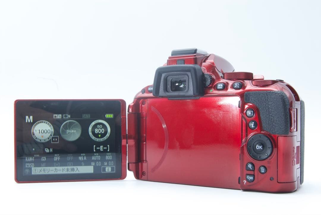 Nikon D5500 標準レンズキット　一眼レフ　赤　スマホ転送　手ぶれ補正