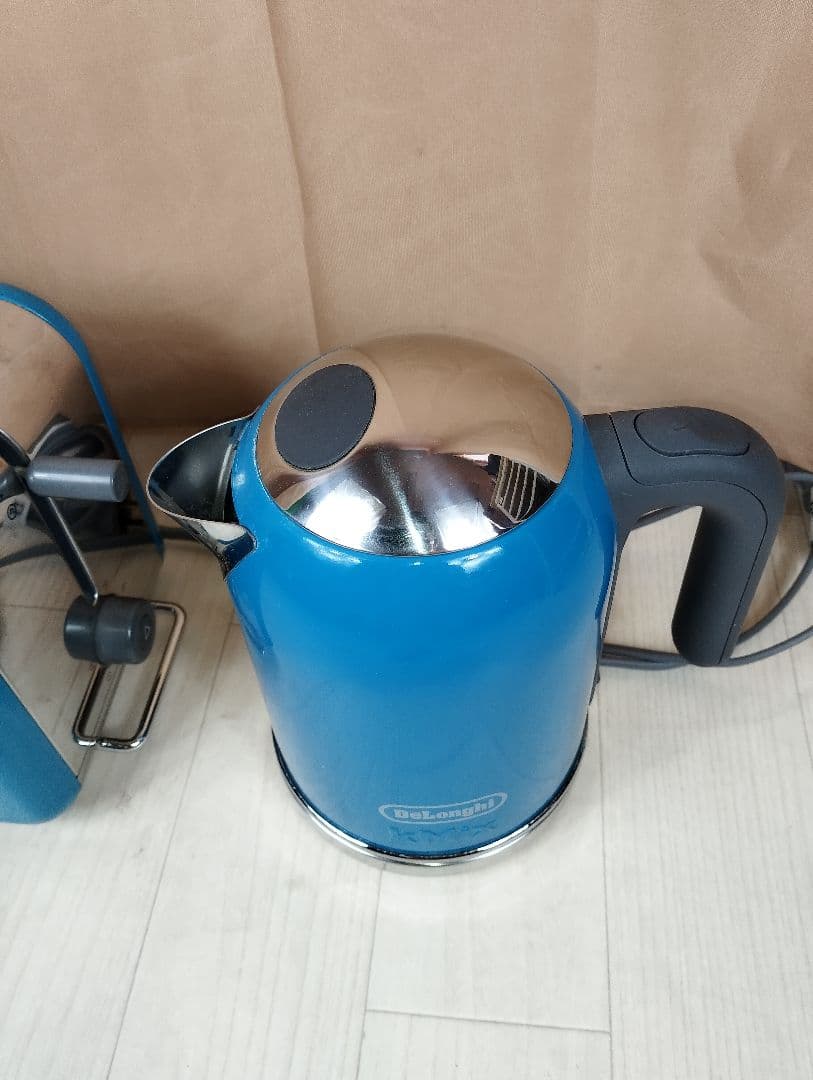 De'Longhi 電気ケトル　トースター　セット