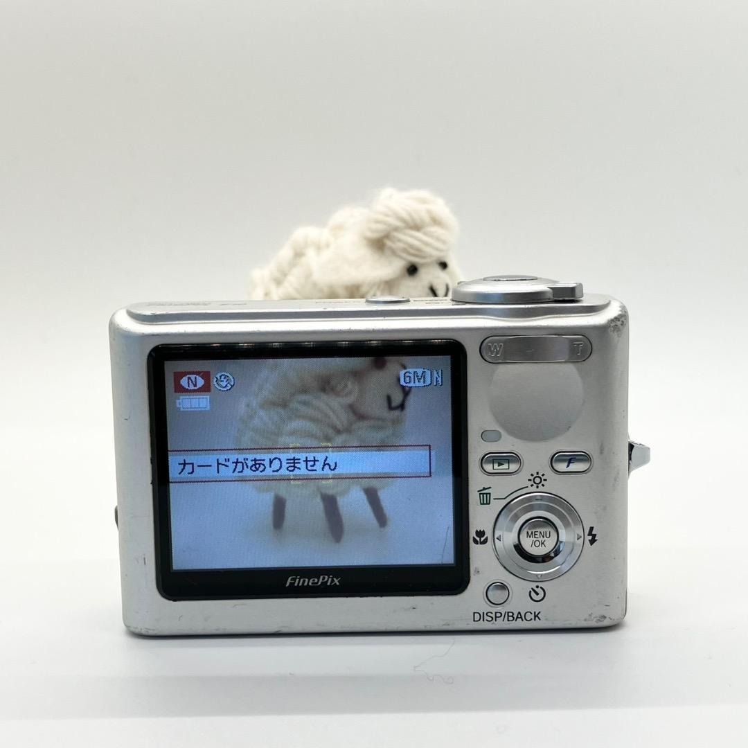 ⭐️名機CCDモデル⭐️FUJIFILM FinePix F10 シルバー 匿名