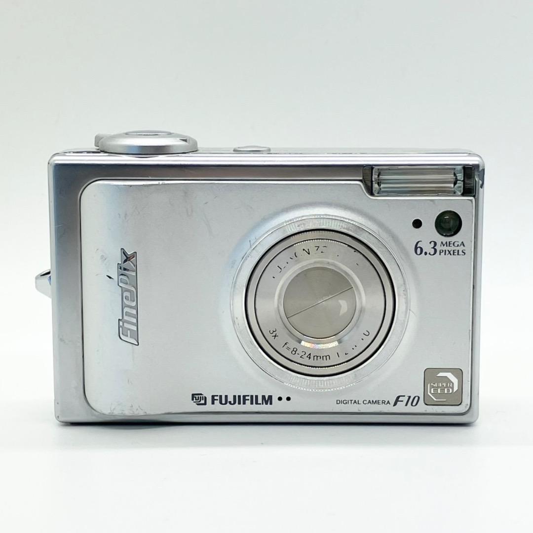 ⭐️名機CCDモデル⭐️FUJIFILM FinePix F10 シルバー 匿名