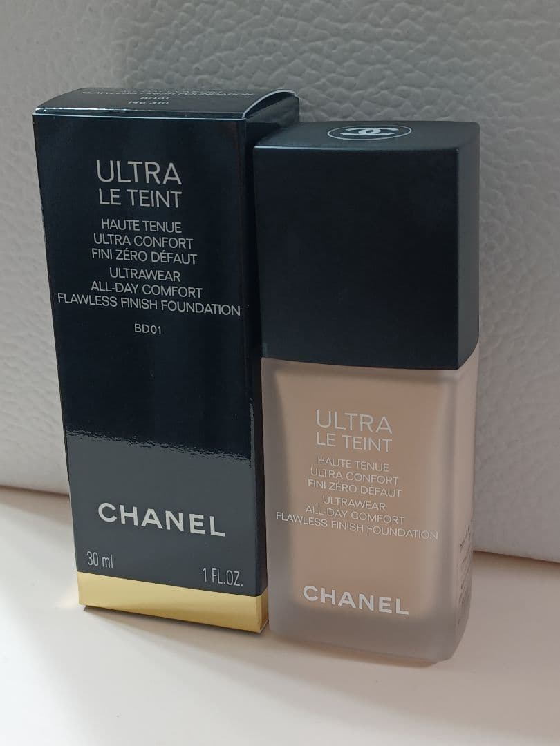 CHANEL ウルトラ ル タン フリュイド BD01