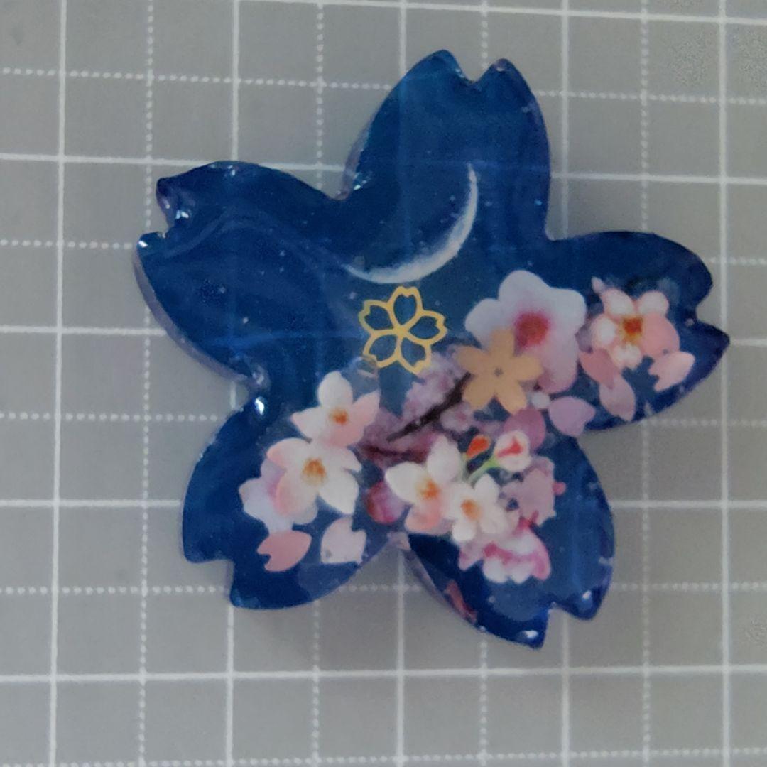 48.青色桜デザインレジンヘアゴム