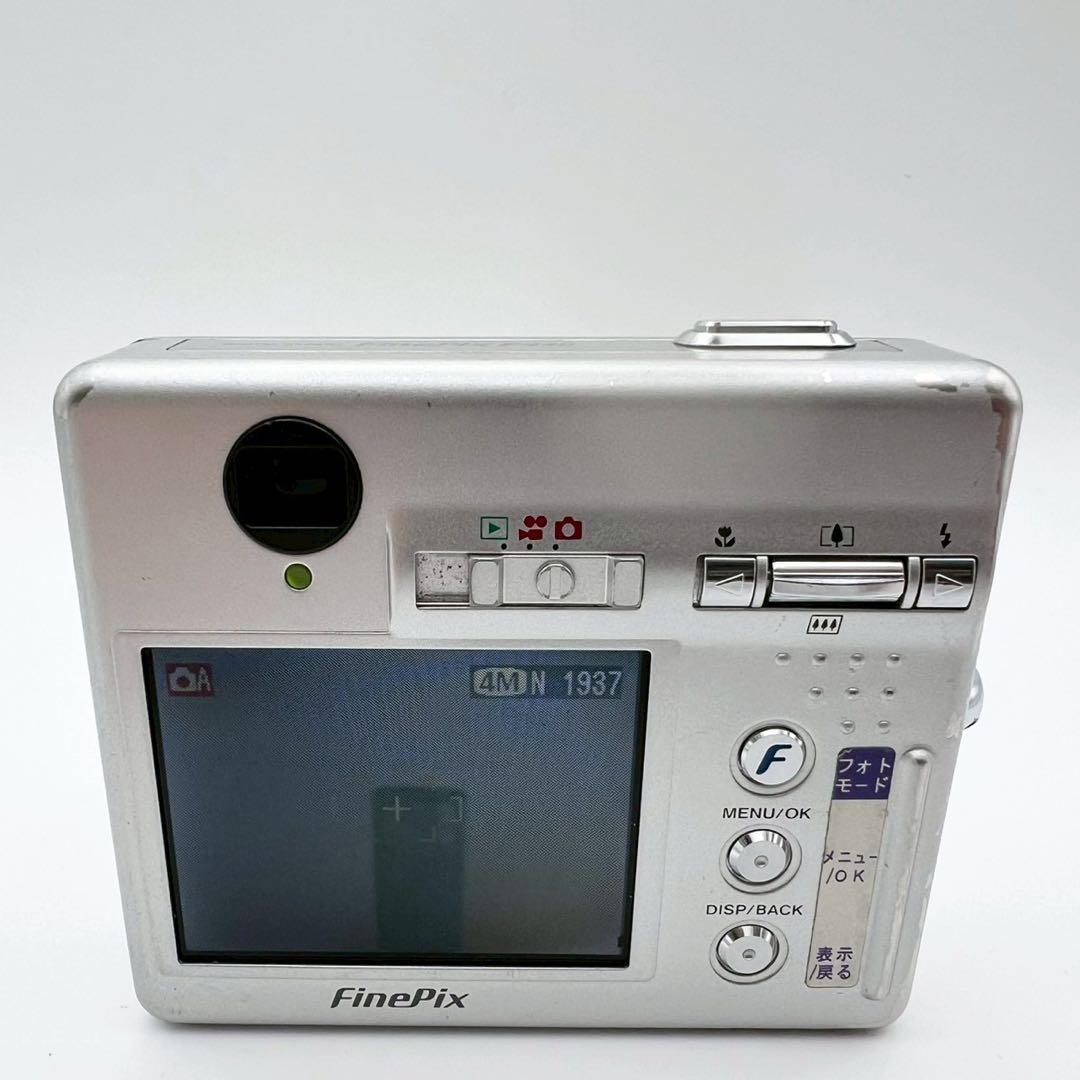 【動作品】FUJIFILM FinePix F440 コンデジ 動作確認済
