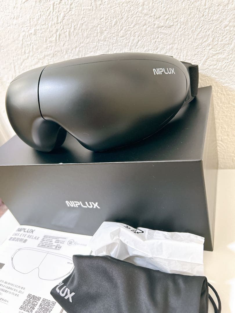 NIPLUX EMS EYE RELAX 目もとマッサージャー