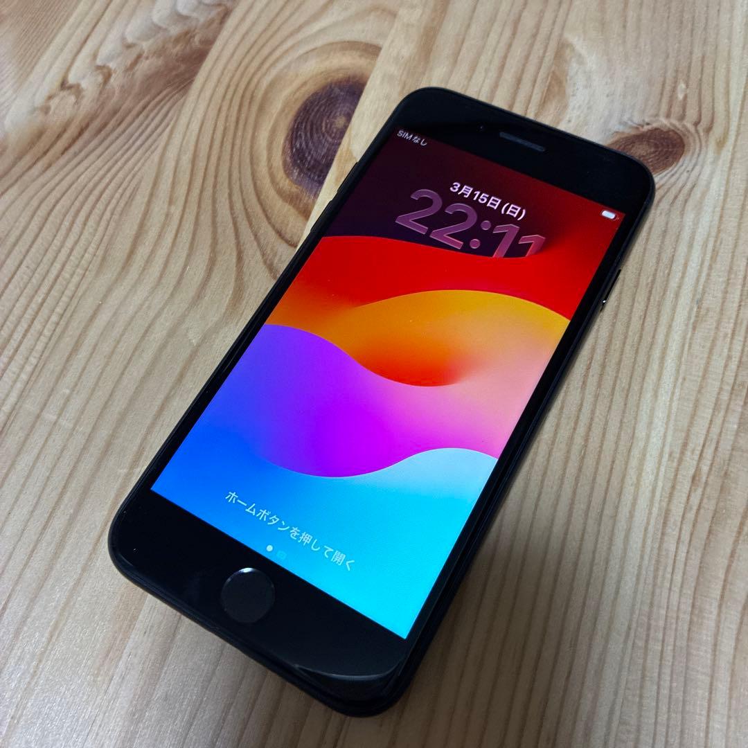カ*キ様 iPhone SE 第三世代　64GB SIMフリー　バッテリー100