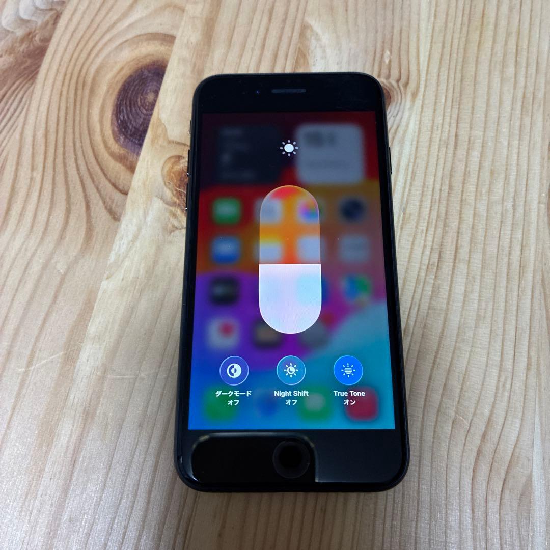 カ*キ様 iPhone SE 第三世代　64GB SIMフリー　バッテリー100