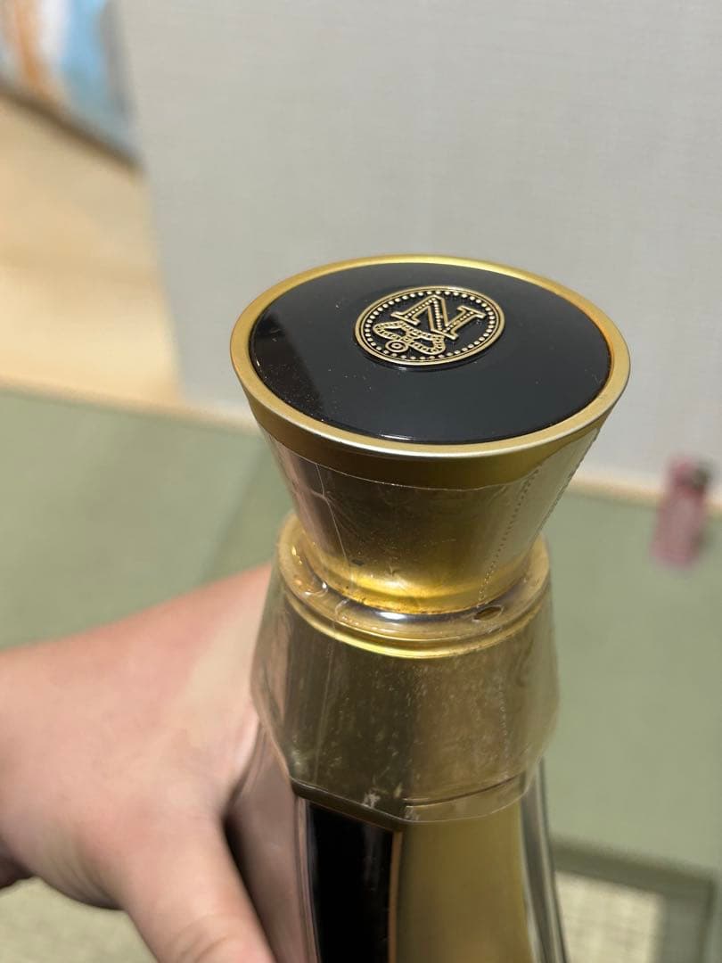 COURVOISIER ブランデー ボックス付きクルボアジェ エッセンス42%