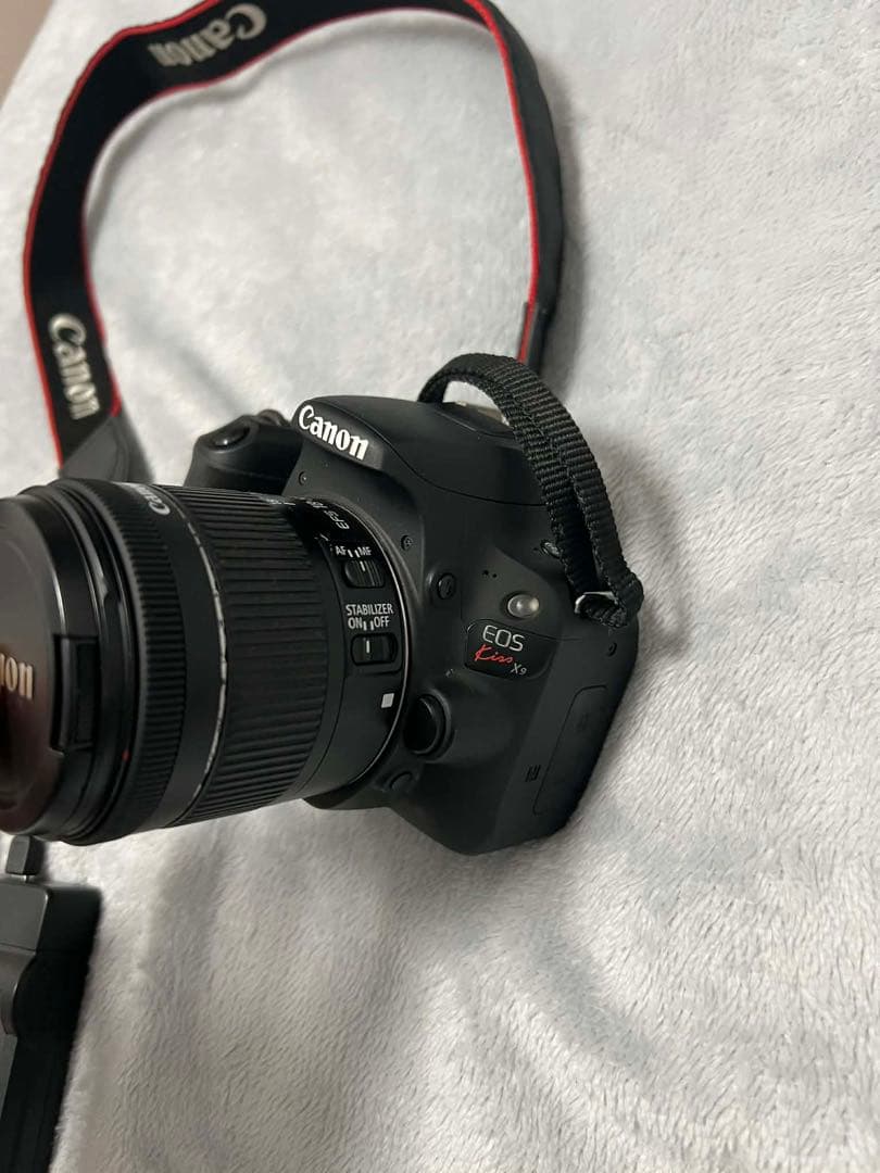 ゆすけさん、Canon EOS Kiss X9 黒 本体　充電器