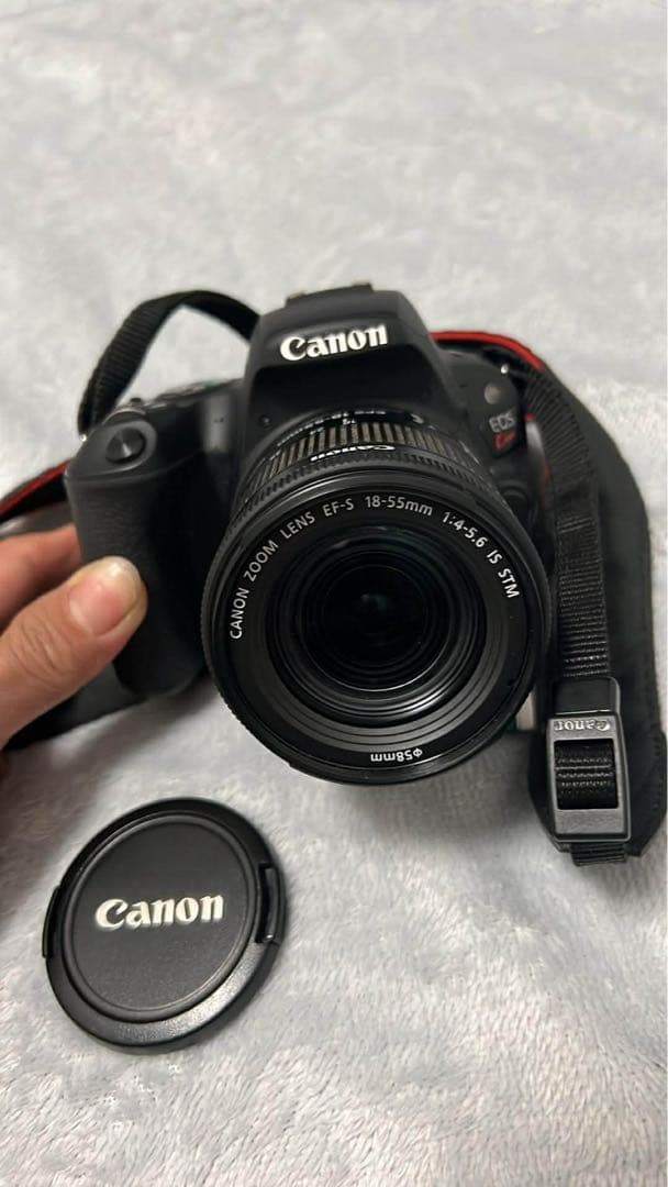 ゆすけさん、Canon EOS Kiss X9 黒 本体　充電器