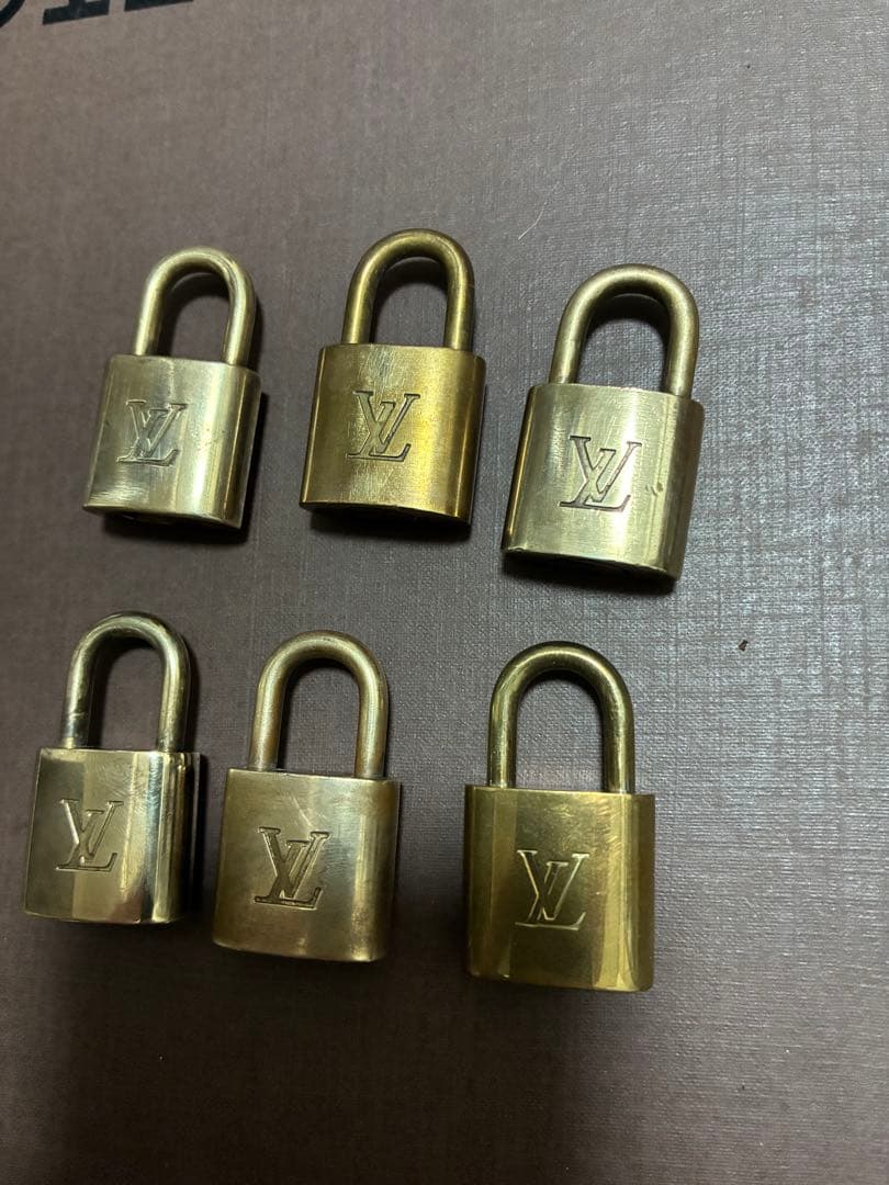 Louis Vuitton 南京錠 6個セット　鍵無し