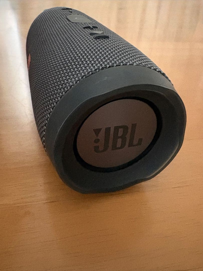 JBL Charge ワイヤレススピーカー