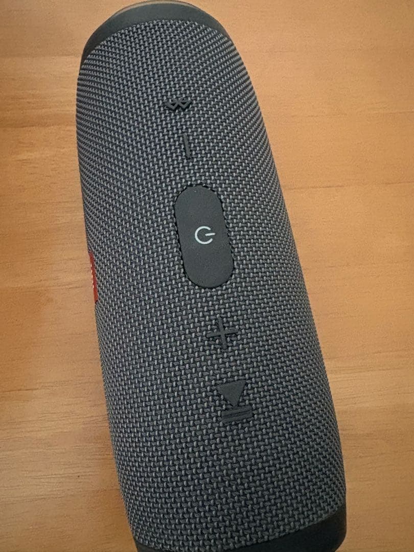 JBL Charge ワイヤレススピーカー