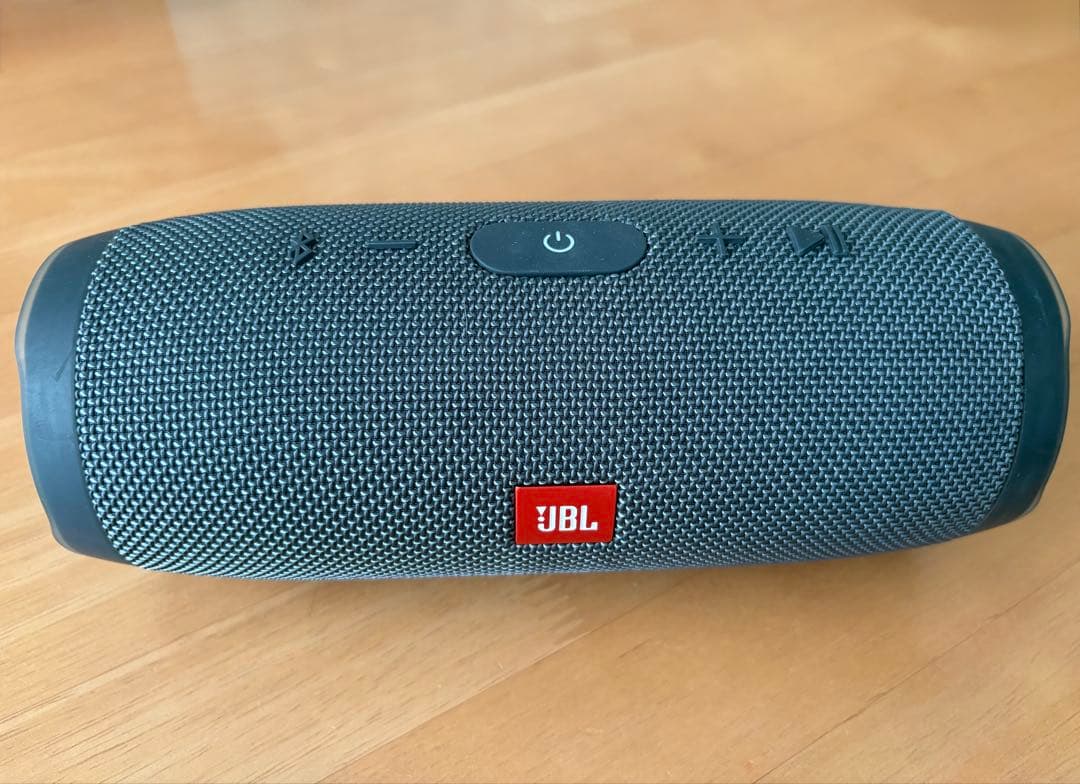 JBL Charge ワイヤレススピーカー