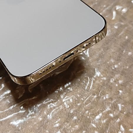 iPhone 13 pro 256GB ゴールド SIMフリー 本体