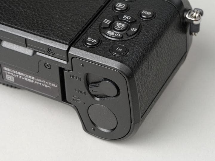 シャッター895回 Panasonic LUMIX GX8 ボディ