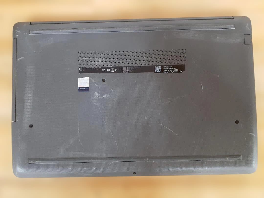 y*6様 80L0216-09 HP 250 G7 Corei5 8GB SSD