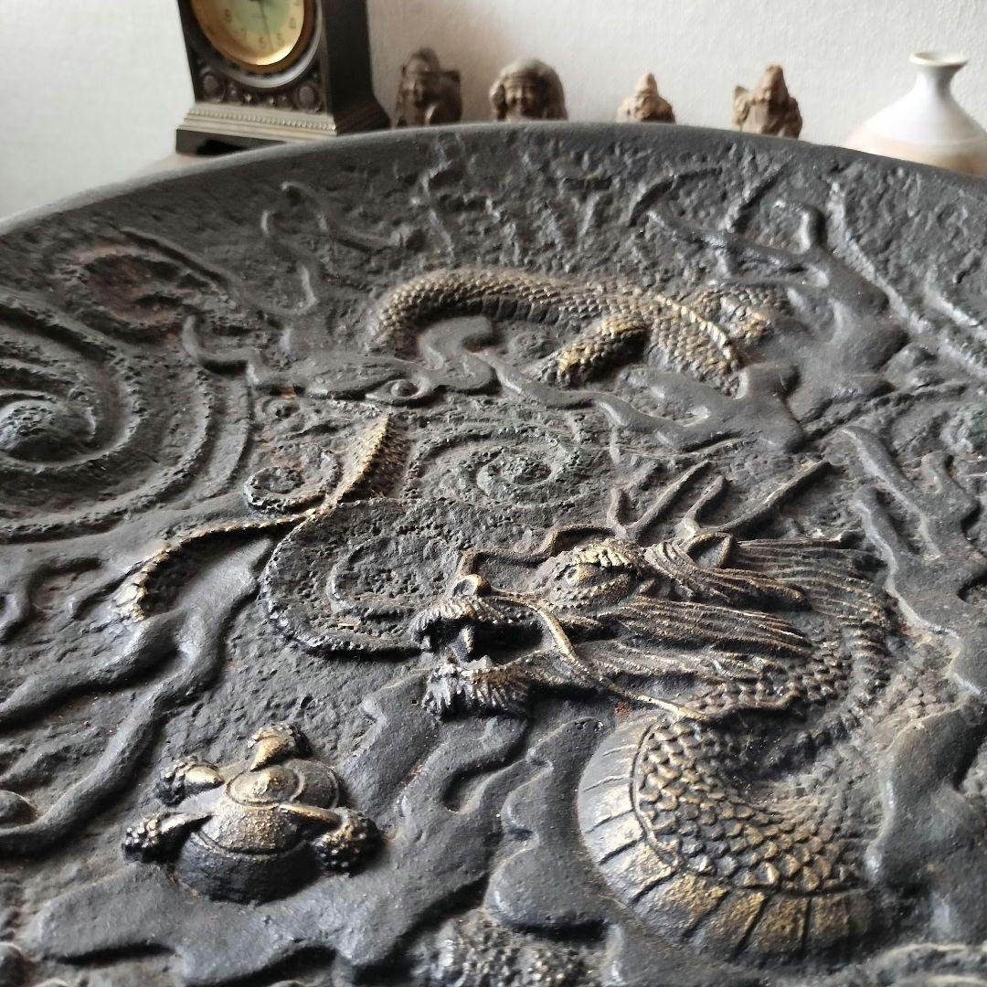 南部鉄器　宝生堂　龍の絵柄の飾り皿　大皿　45cm