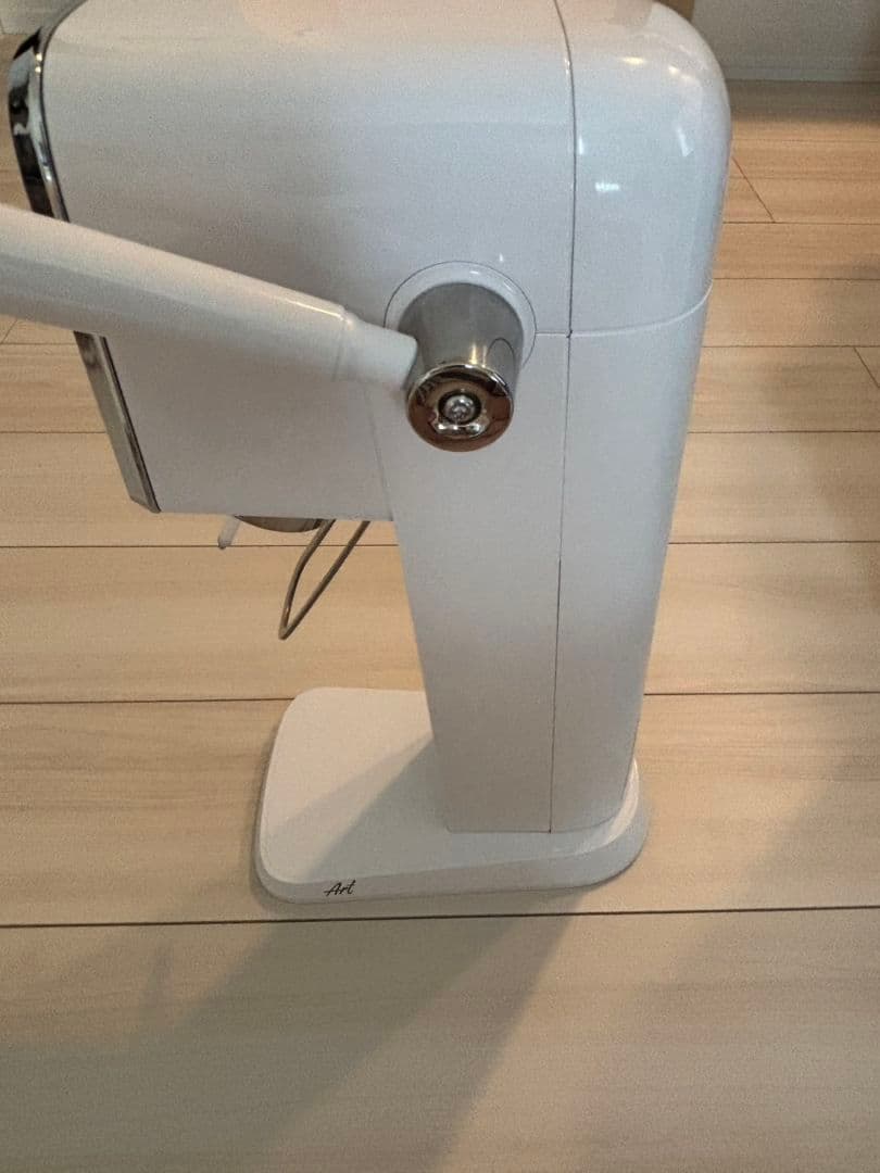 sodastream Art 炭酸水メーカー ホワイト ボトル付き