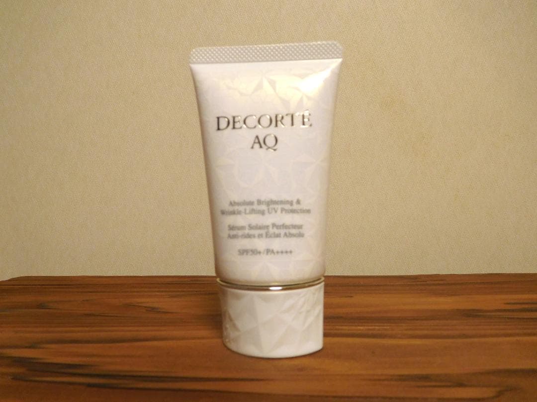 【お値下】美白！DECORTE AQ 日焼止め美容液 SPF50+/PA++++